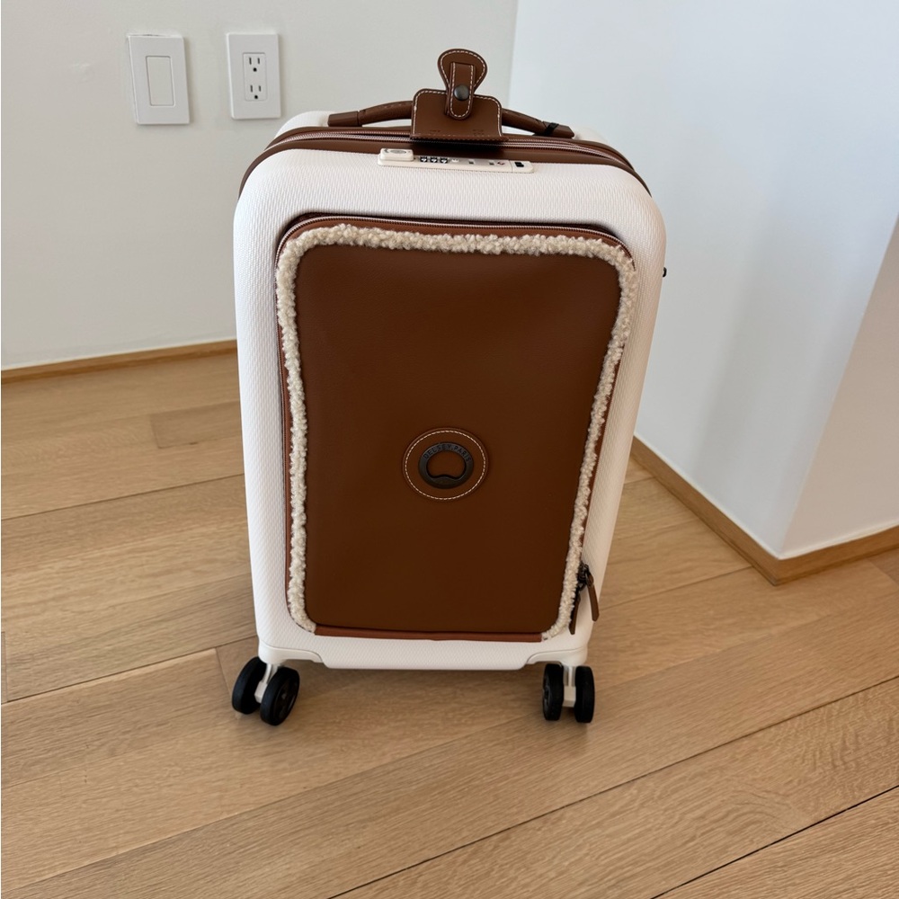 NWT Limited Edition Delsey Paris Chatelet 2.0 Air Brown and White Carry On - Picture 14 of 16